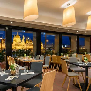 4* Szálloda Novotel Danube