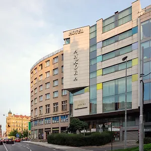 hotellátogatás
